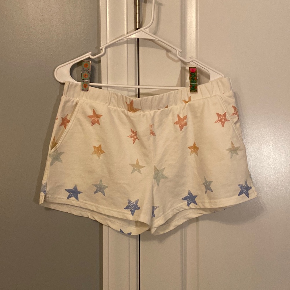 pajama bottoms with stars